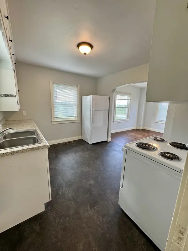 26411 250th ST, Leclaire, IA 52753