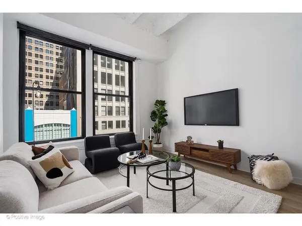 20 N State ST #411, Chicago, IL 60602