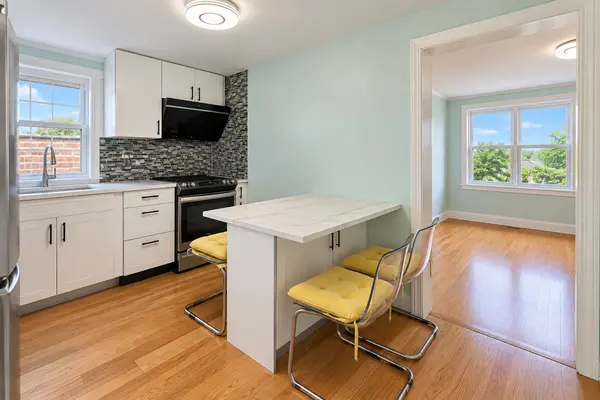 3328 S Bell AVE, Chicago, IL 60608