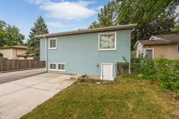 3S625 LORRAINE AVE, Warrenville, IL 60555