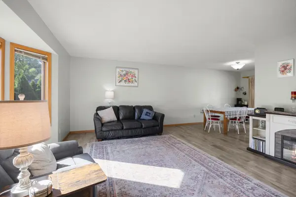 132 Stuart DR, Jordan, MN 55352