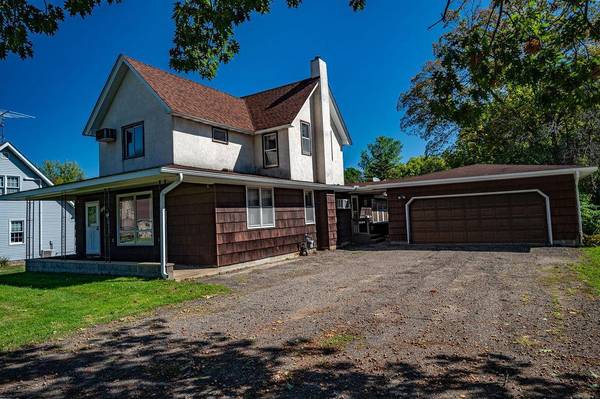 286 S Piety ST, Ellsworth, WI 54011