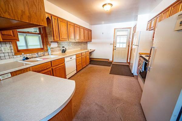 286 S Piety ST, Ellsworth, WI 54011