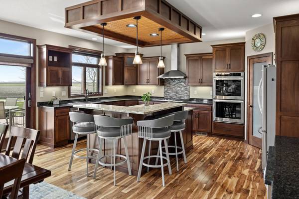 4856 2nd ST SW, Moorhead, MN 56560