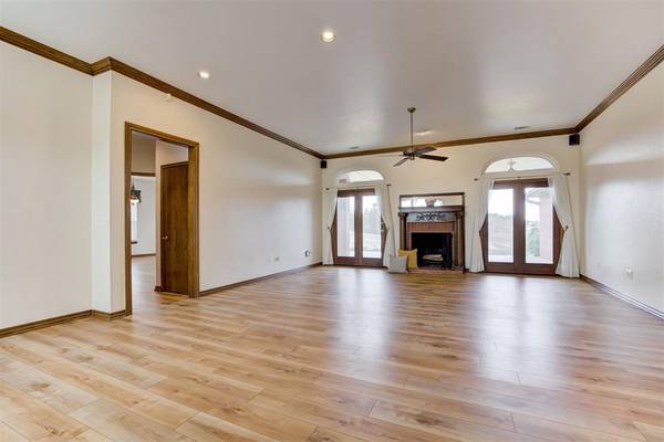 5009 Morgan Rd NE, Piedmont, OK 73078