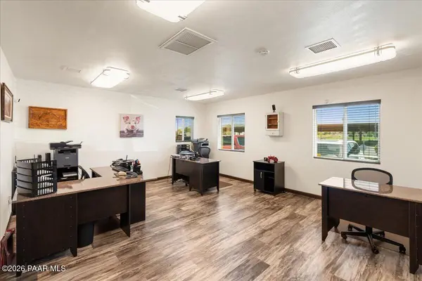 8570 E Loos DR, Prescott Valley, AZ 86314