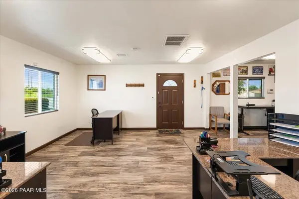 8570 E Loos DR, Prescott Valley, AZ 86314