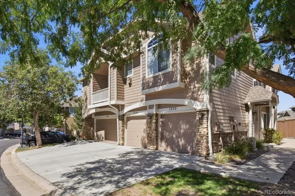 1332 Carlyle Park CIR, Highlands Ranch, CO 80129