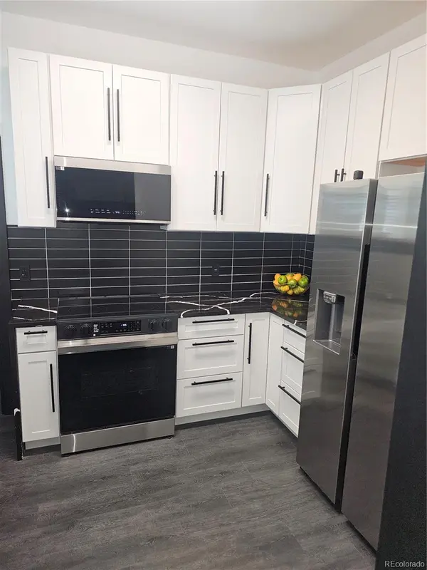 4001 S Acoma ST, Englewood, CO 80110