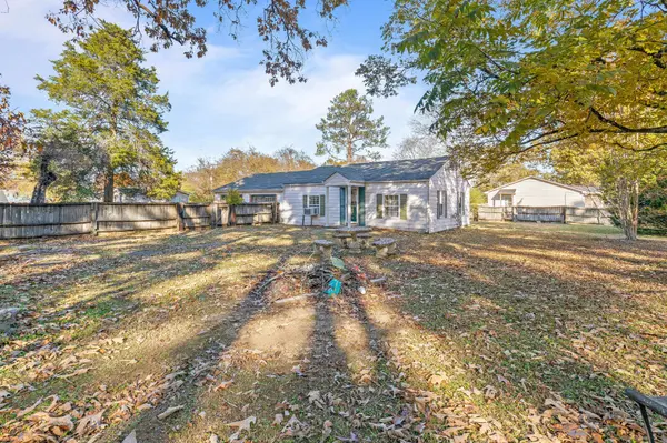 110 Old Lakeview Drive, Rossville, GA 30741