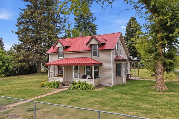 4452 N Swenson Rd, Clayton, WA 99110