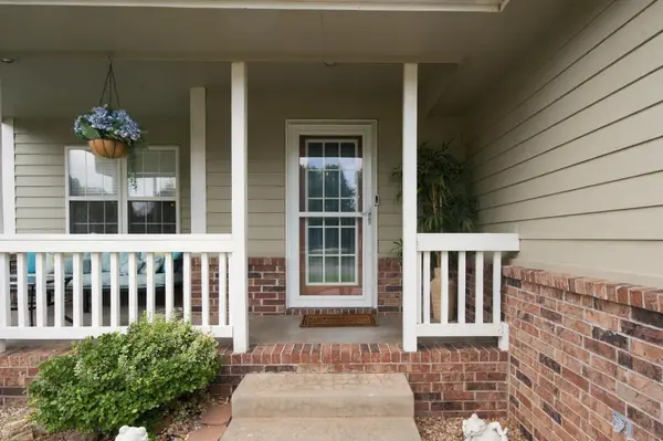 11558 W Central Park St, Wichita, KS 67205-2034