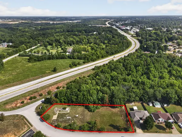 4221 W Sandy ST #1, Battlefield, MO 65619