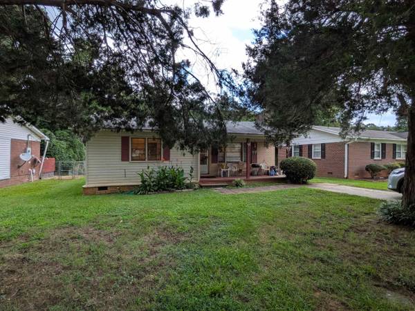121 Lincoln DR, Spartanburg, SC 29306