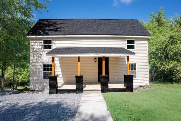 70 Clippard ST, Enoree, SC 29335