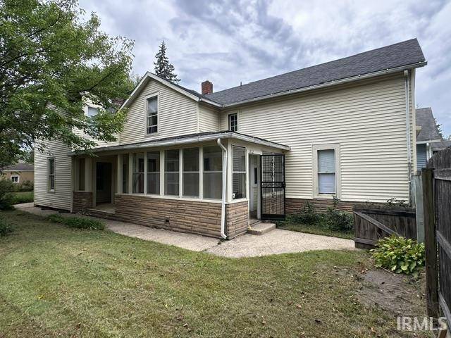 1012 W Colfax AVE, South Bend, IN 46616-1029