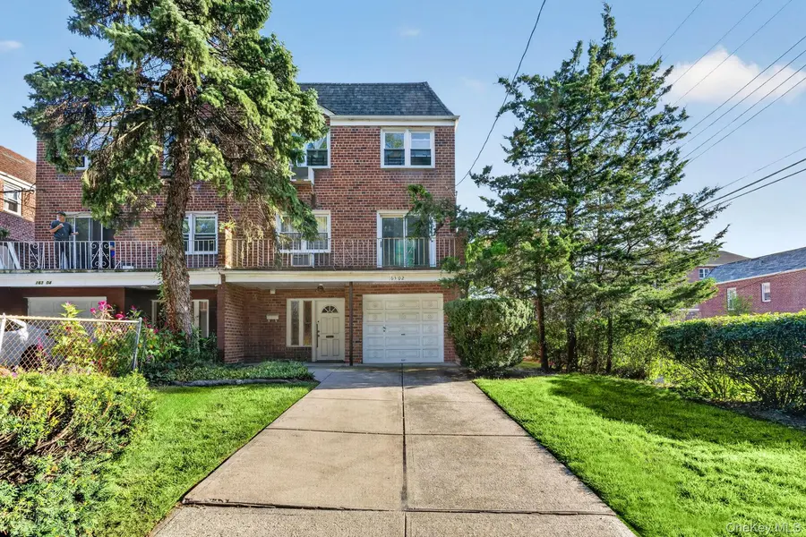 16302 Booth Memorial AVE, Fresh Meadows, NY 11365