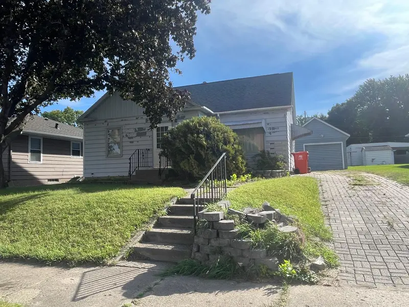307 S Grant ST, Fairmont, MN 56031