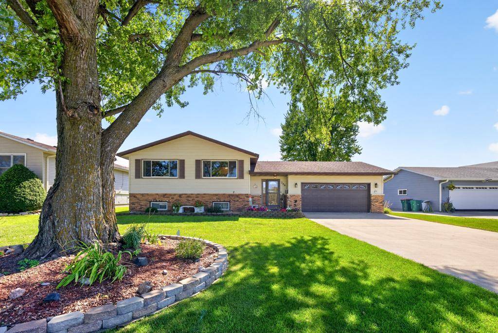 326 5th ST SW, Eyota, MN 55934