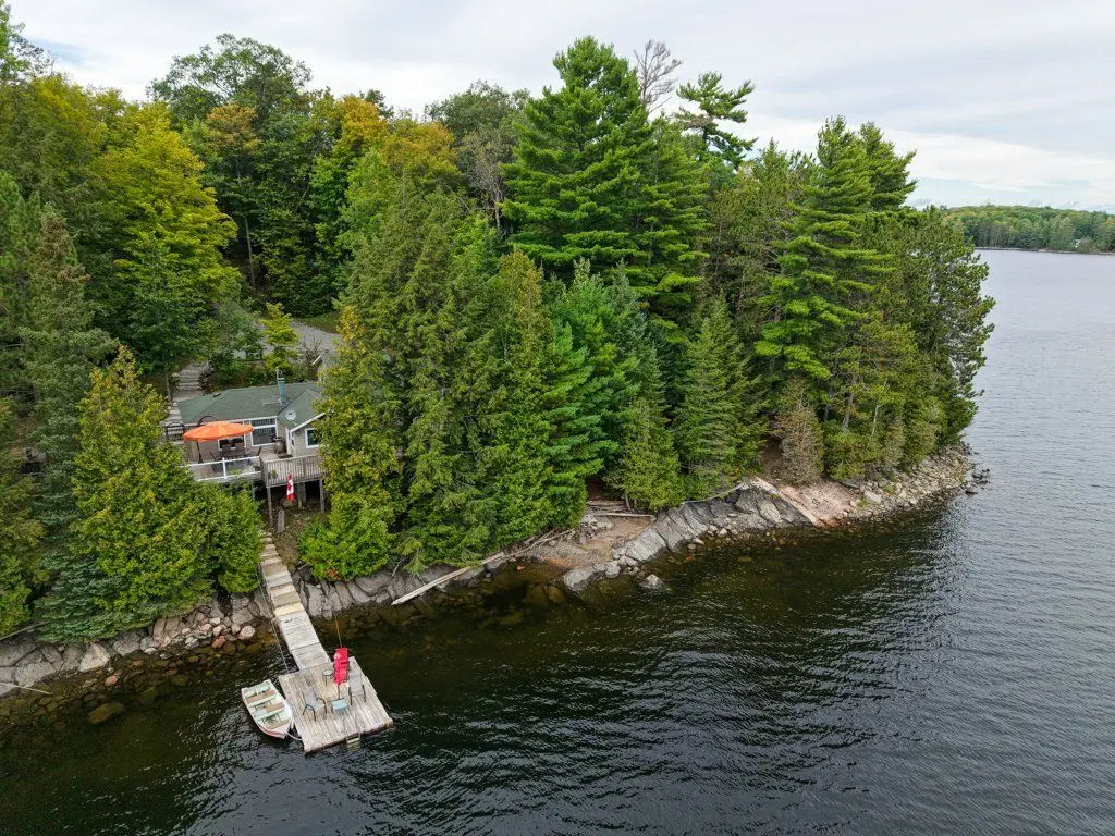 1077 Pukitis TRL, Highlands East, ON K0L 1A0