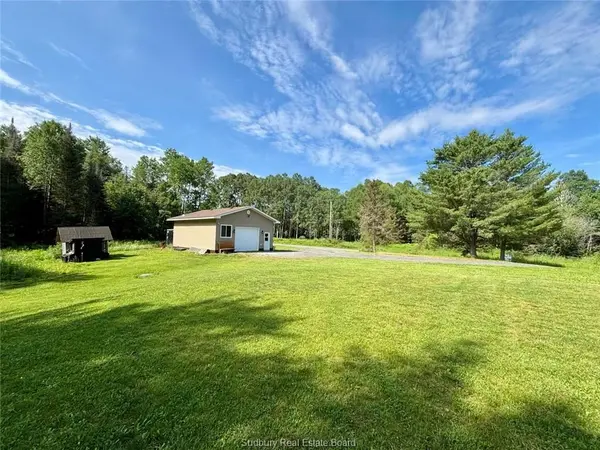 72 Jacobson RD, Markstay, ON P0M 2G0