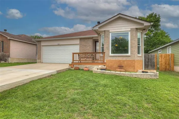 1124 Lago Vista ST, San Marcos, TX 78666