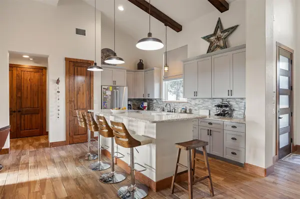 102 Leach LN, Wimberley, TX 78676