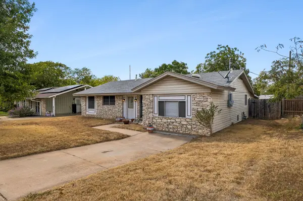 6904 Miranda DR, Austin, TX 78752