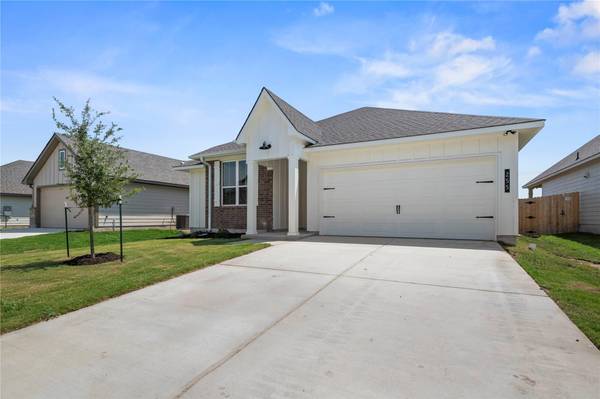 255 Gus LOOP, Georgetown, TX 78626