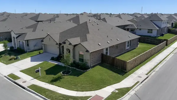 17901 Civorno DR, Pflugerville, TX 78660