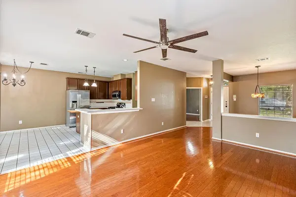 8209 Forest Heights LN, Austin, TX 78749