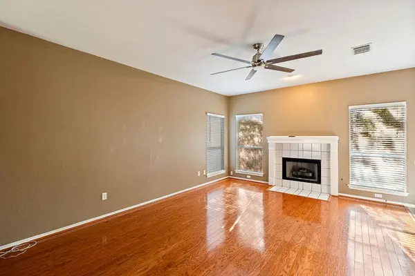 8209 Forest Heights LN, Austin, TX 78749