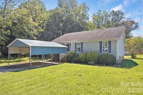 802 N Shaver ST, Salisbury, NC 28144