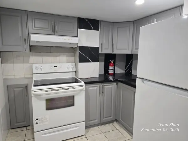 94 Reed DR, Ajax, ON L1S 6T6