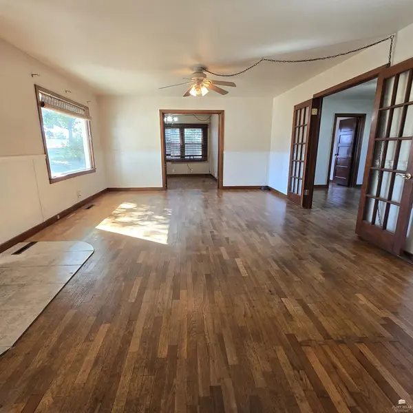 207 S Court ST, Enterprise, KS 67441