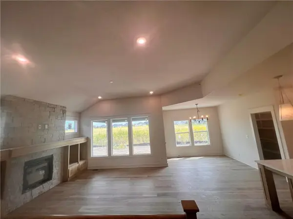 16367 Baxter ST, Gardner, KS 66030