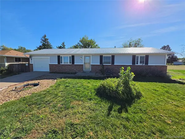 1806 Aspen, Strasburg, CO 80136