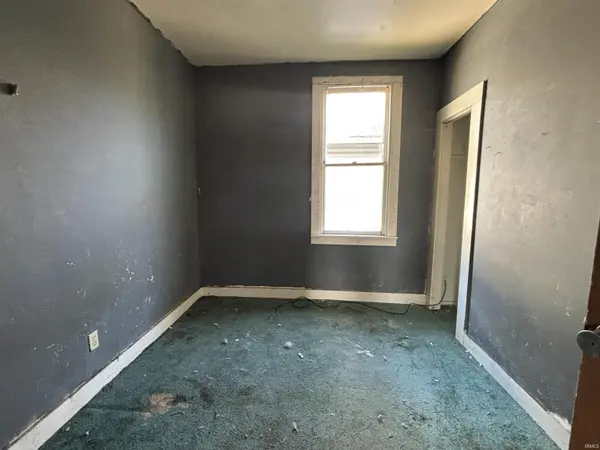 2344 Oliver ST, Fort Wayne, IN 46803-3432