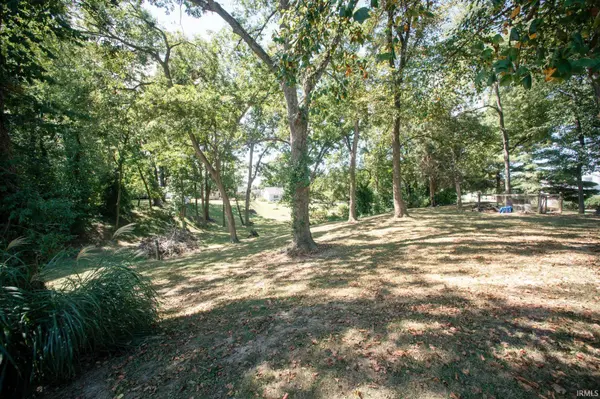 201 W State Road 58 ***, Freelandville, IN 47535
