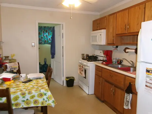 332 Monroe AVE, Peru, IN 46970