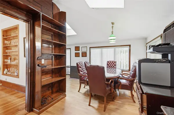 5 Woodland PL, White Plains, NY 10606