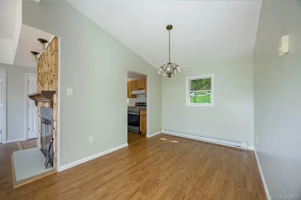 160 Academy Hill RD, Red Hook, NY 12571