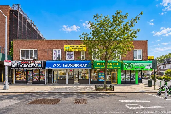 1476 White Plains RD, Bronx, NY 10462