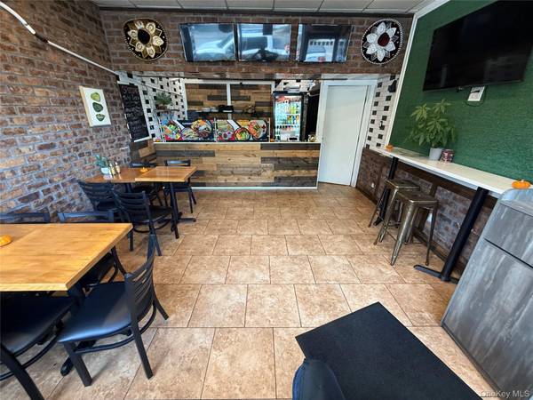 465 Atlantic AVE, East Rockaway, NY 11518