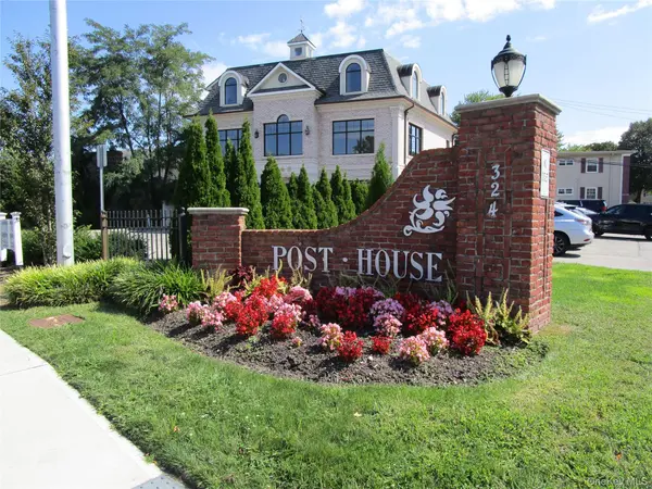 324 Post AVE #11-I, Westbury, NY 11590