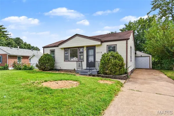250 Maple DR, Florissant, MO 63031