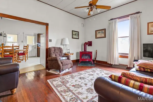 2130 Gilmore LN, Wentzville, MO 63385
