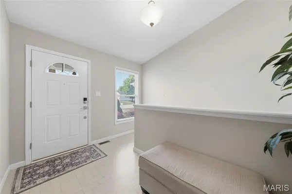 105 Maryland DR #94B, O'fallon, MO 63366