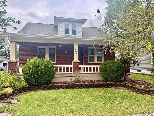 305 W White ST, Millstadt, IL 62260