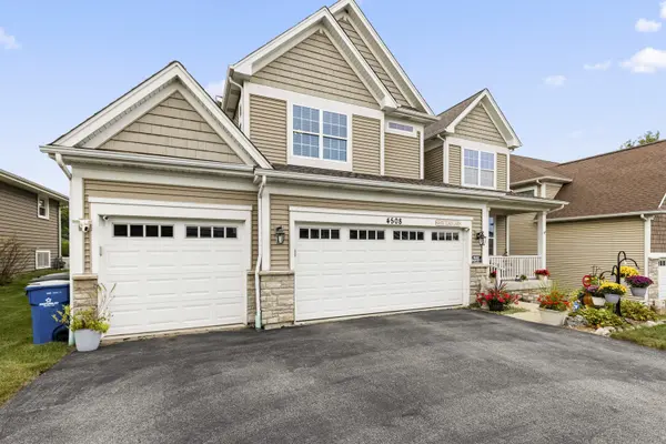 4508 Drendel RD, Downers Grove, IL 60515